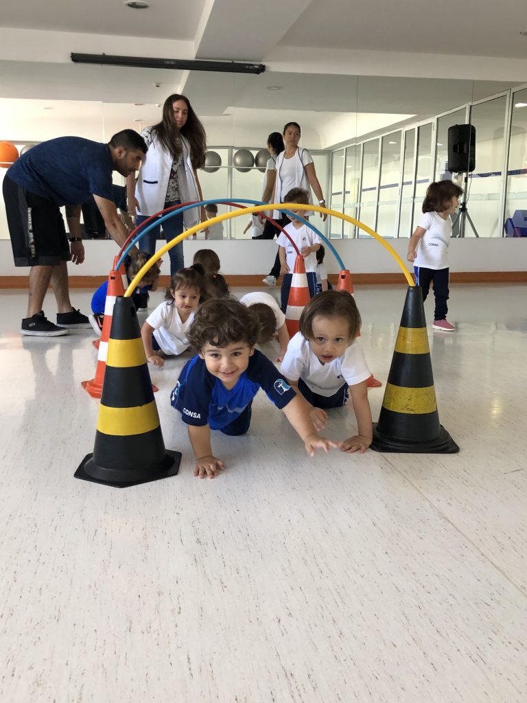 LET´S SHAKE AND MOVE